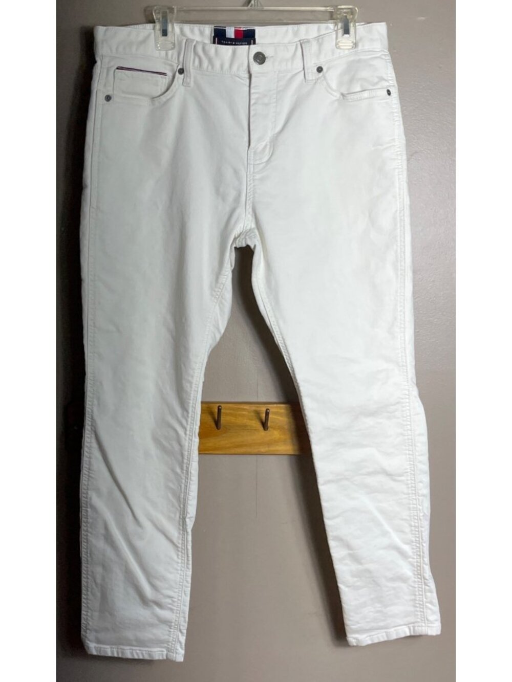 Tommy Hilfiger Jeans White Cream Tapered Stretch Summer City Coastal Mens 34/30